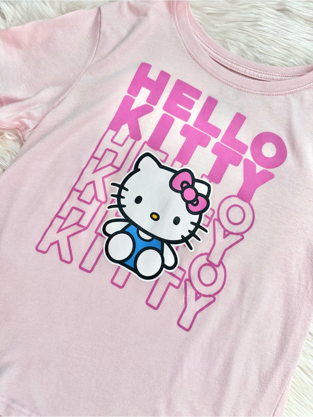 HELLO KITTY TEE - Picture 3 of 6